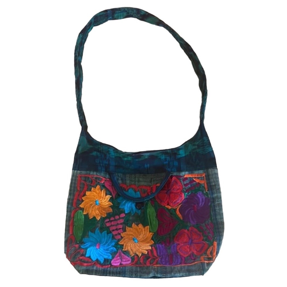 Made is Mexico Large Beautiful Floral Shoulder Bag. Like new!